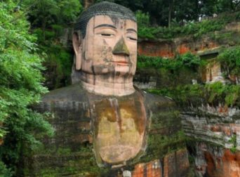 Which Hiking Trails in Chengdu Are Worth Exploring?